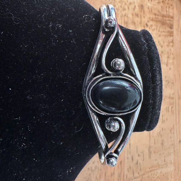Black Onyx Sterling Silver Bangle - Picture 3 of 6